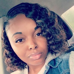 Meet your Posher, Shantee